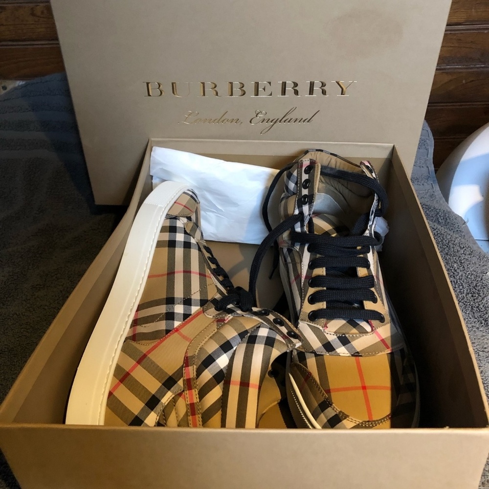 Men's Burberry Shoes